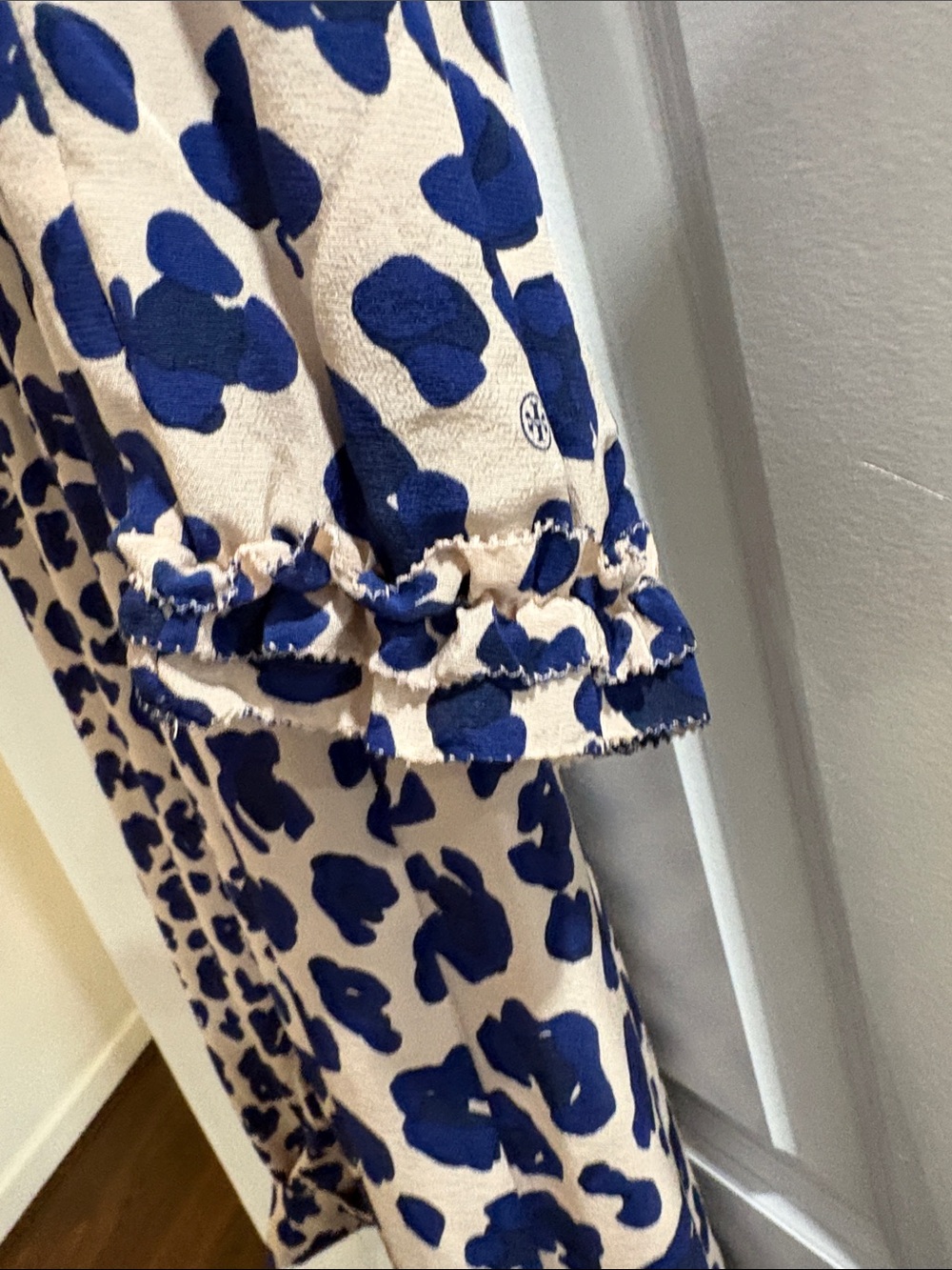 Silk Midi Dress in Beige and Navy- Tory Burch, with neck scarf - Picture 4 of 6